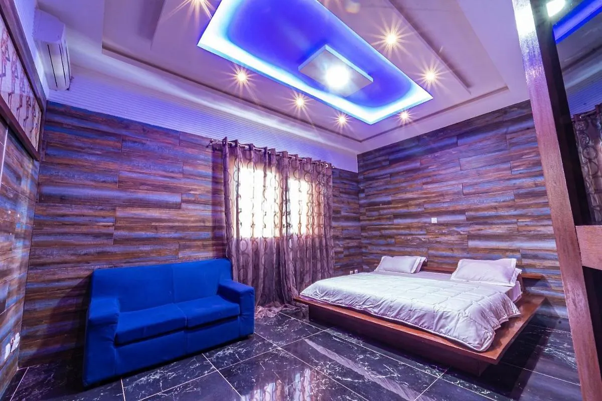 Hotel Les Mamelles داكاغْ 3*,