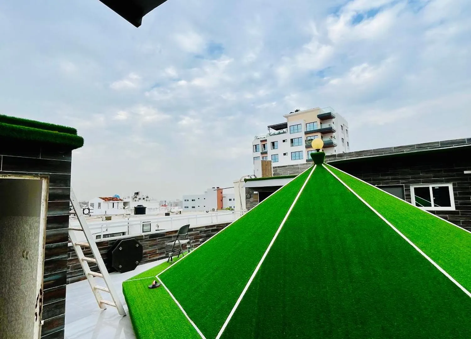 Hotel Les Mamelles داكاغْ